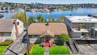 2538 2540 Dexter Avenue N, Seattle, WA 98109 - Photo 5