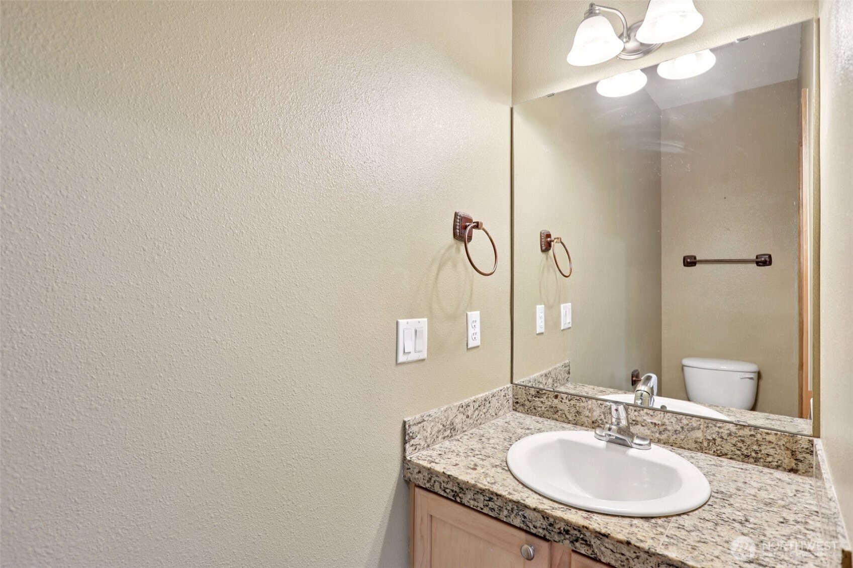 18870 108th Lane SE, Renton, WA 98055-6401