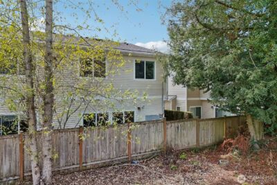 18870 108th Lane SE, Renton, WA 98055-6401 - Photo 33
