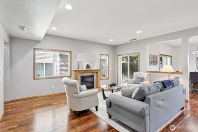 18870 108th Lane SE, Renton, WA 98055-6401 - Photo 7