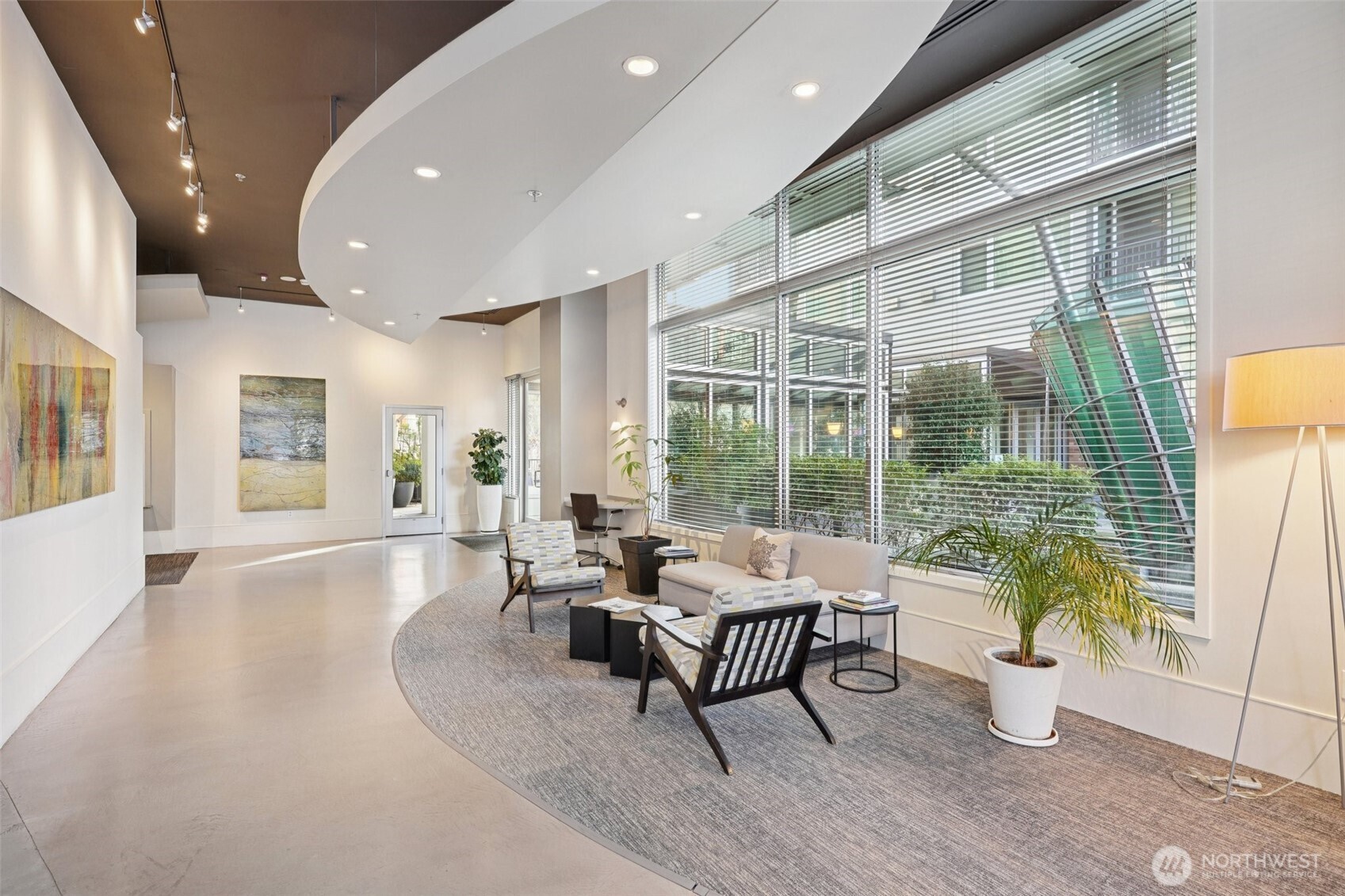 2801 1st Avenue #615, Seattle, WA 98121
