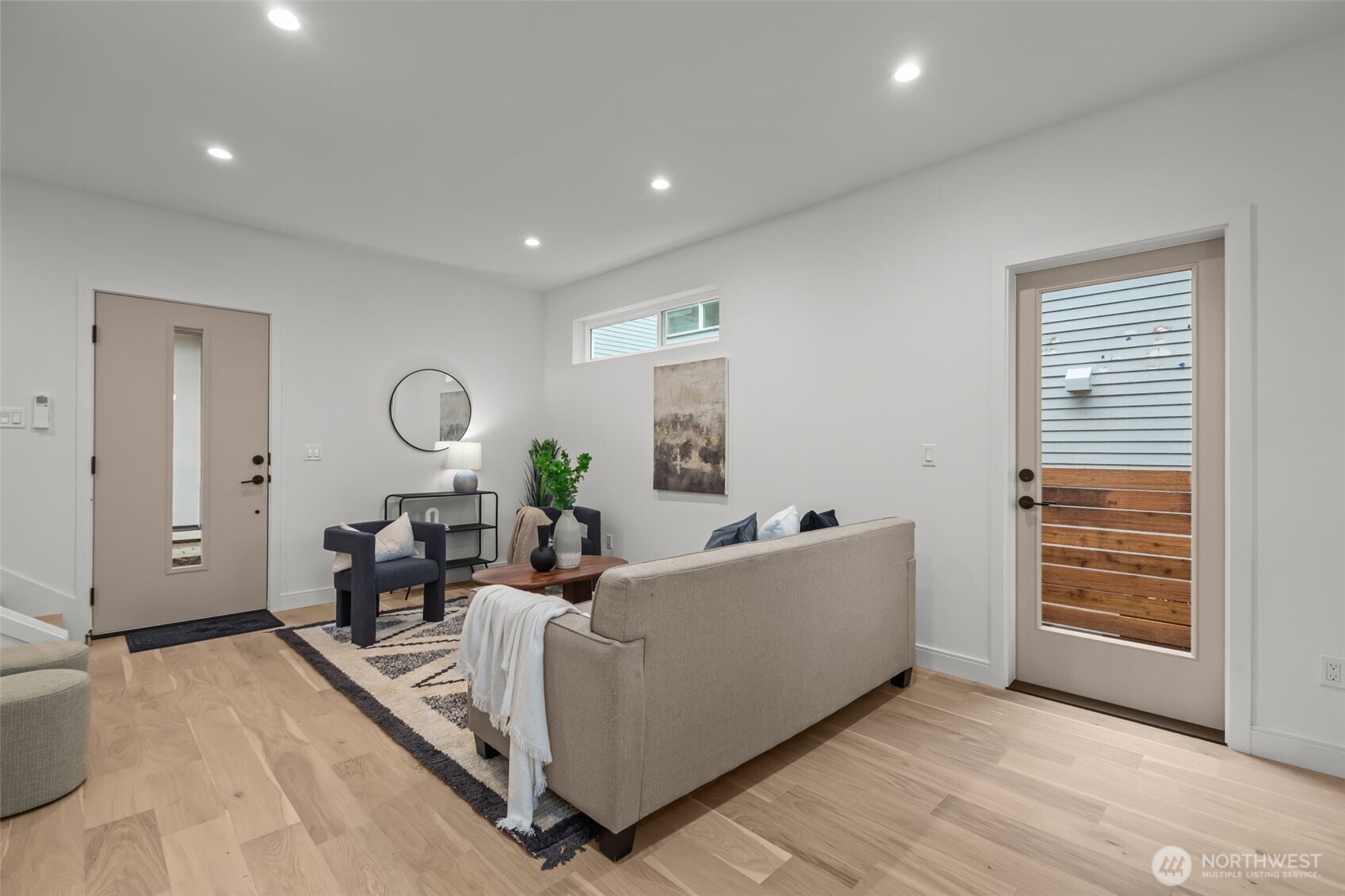 3550 S Dawson Street , Seattle, WA 98118