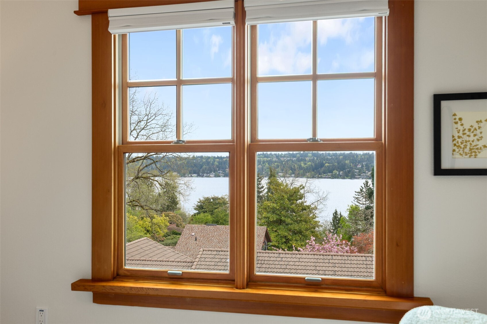 5602 S Willow Street , Seattle, WA 98118