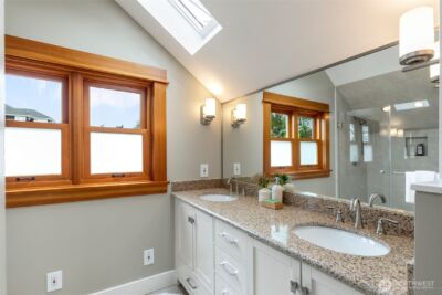5602 S Willow Street , Seattle, WA 98118 - Photo 22