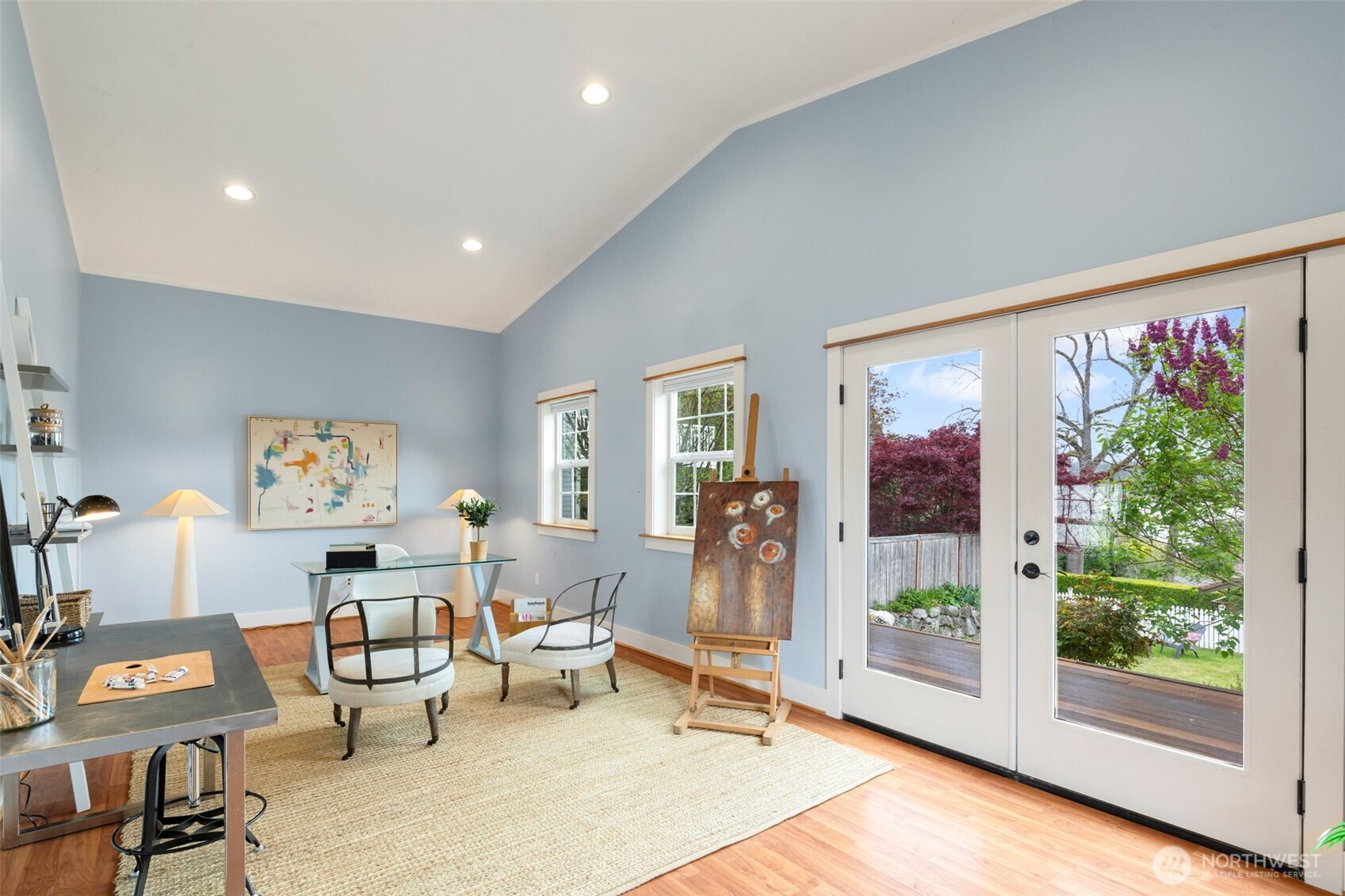 5602 S Willow Street , Seattle, WA 98118