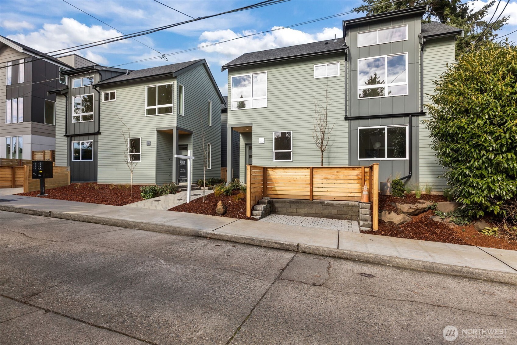 3542 S Dawson Street , Seattle, WA 98118