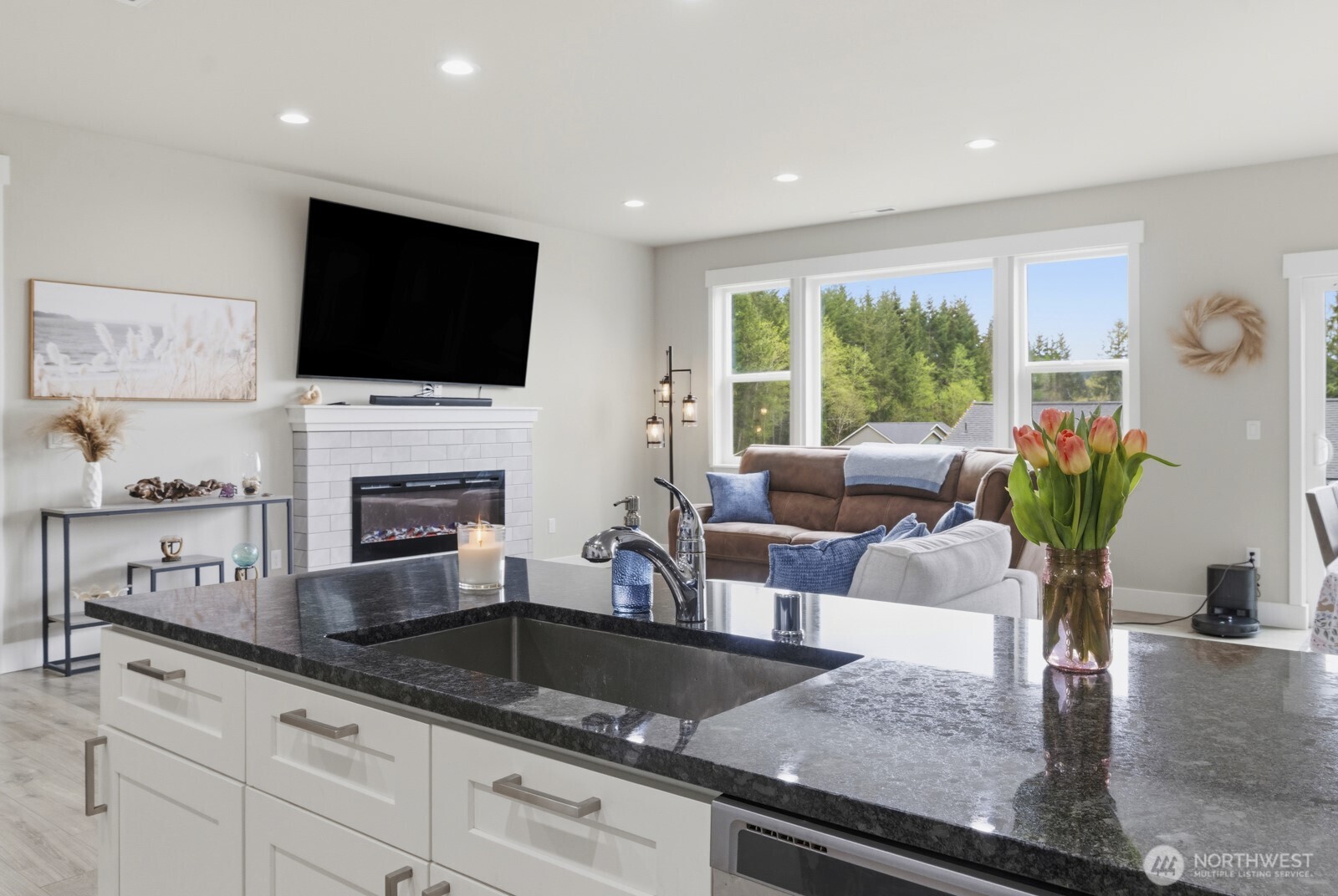 217 Hemlock Street , McCleary, WA 98557