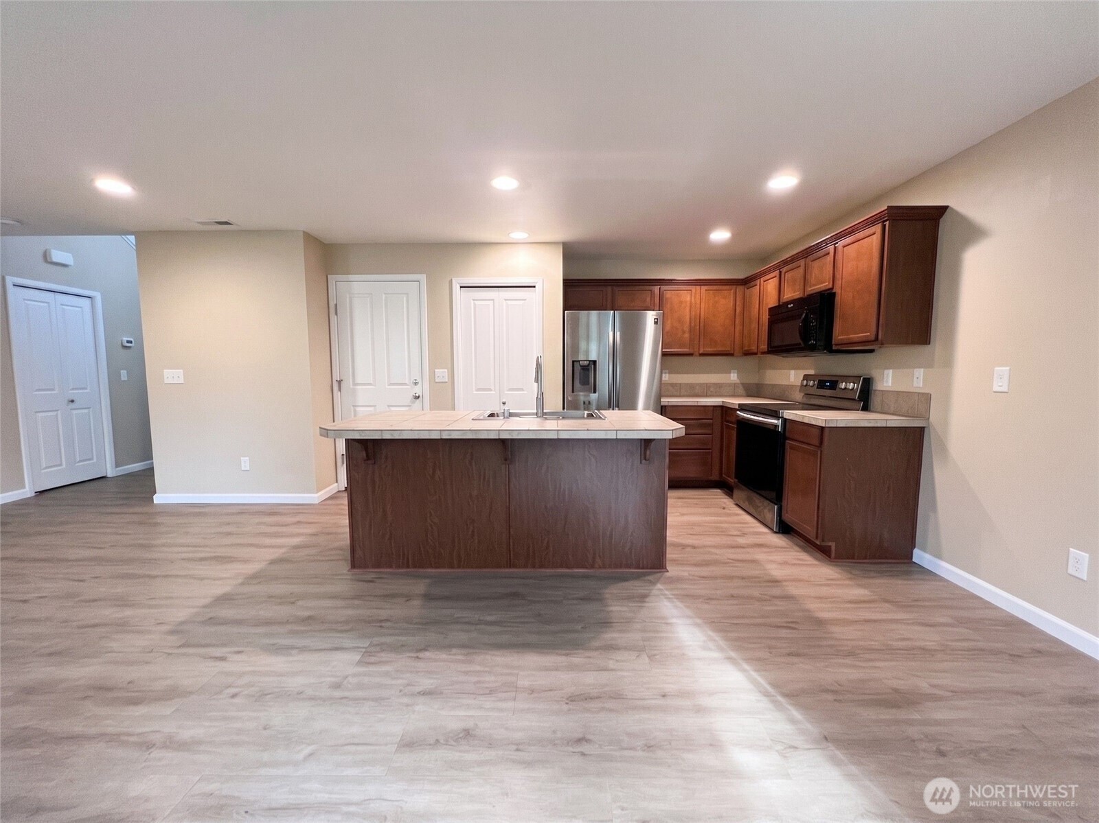 24127 134th Ct SE, Kent, WA 98042
