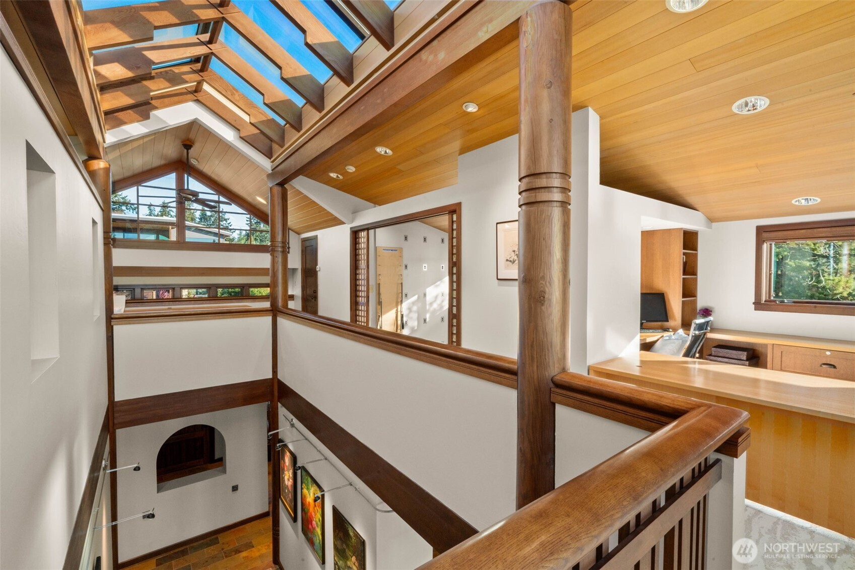 1121 Irene Place NE, Bainbridge Island, WA 98110