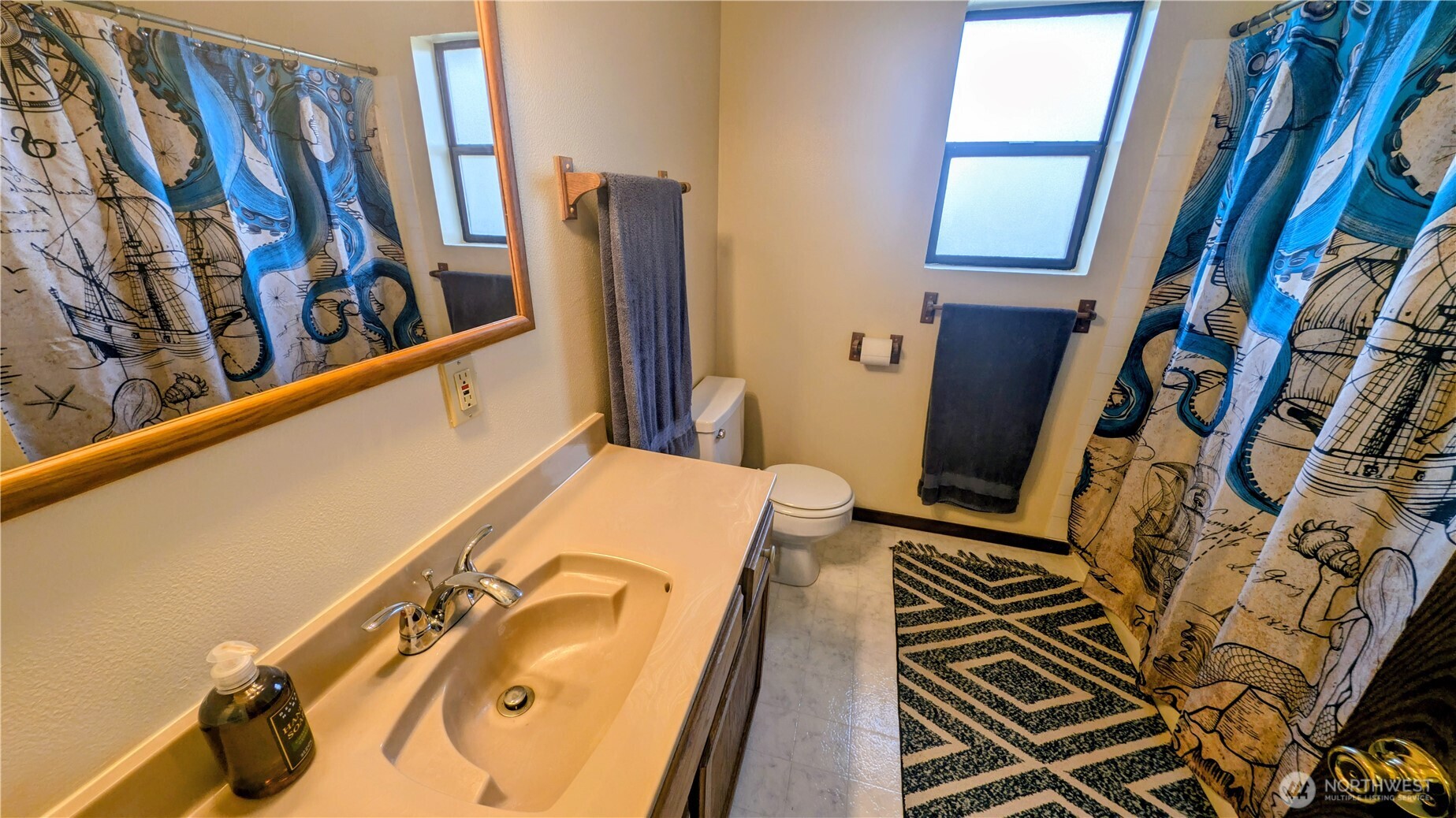 33612 I Street , Ocean Park, WA 98640