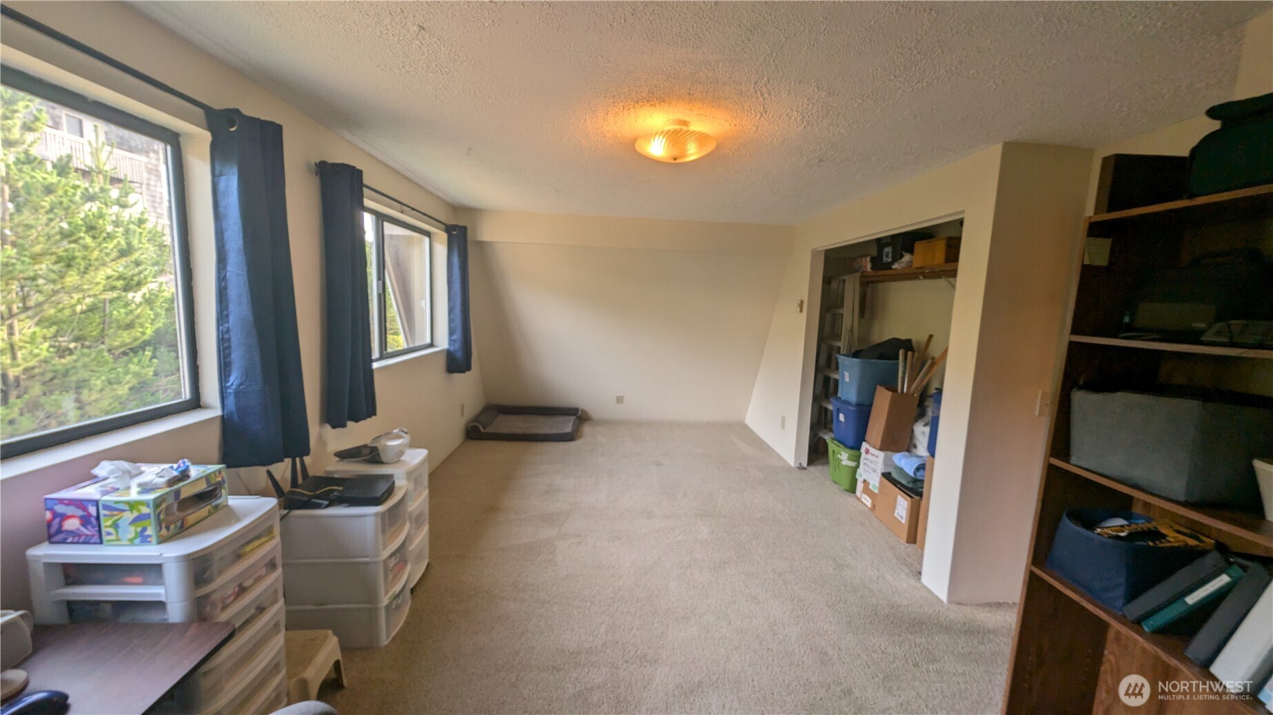 33612 I Street , Ocean Park, WA 98640