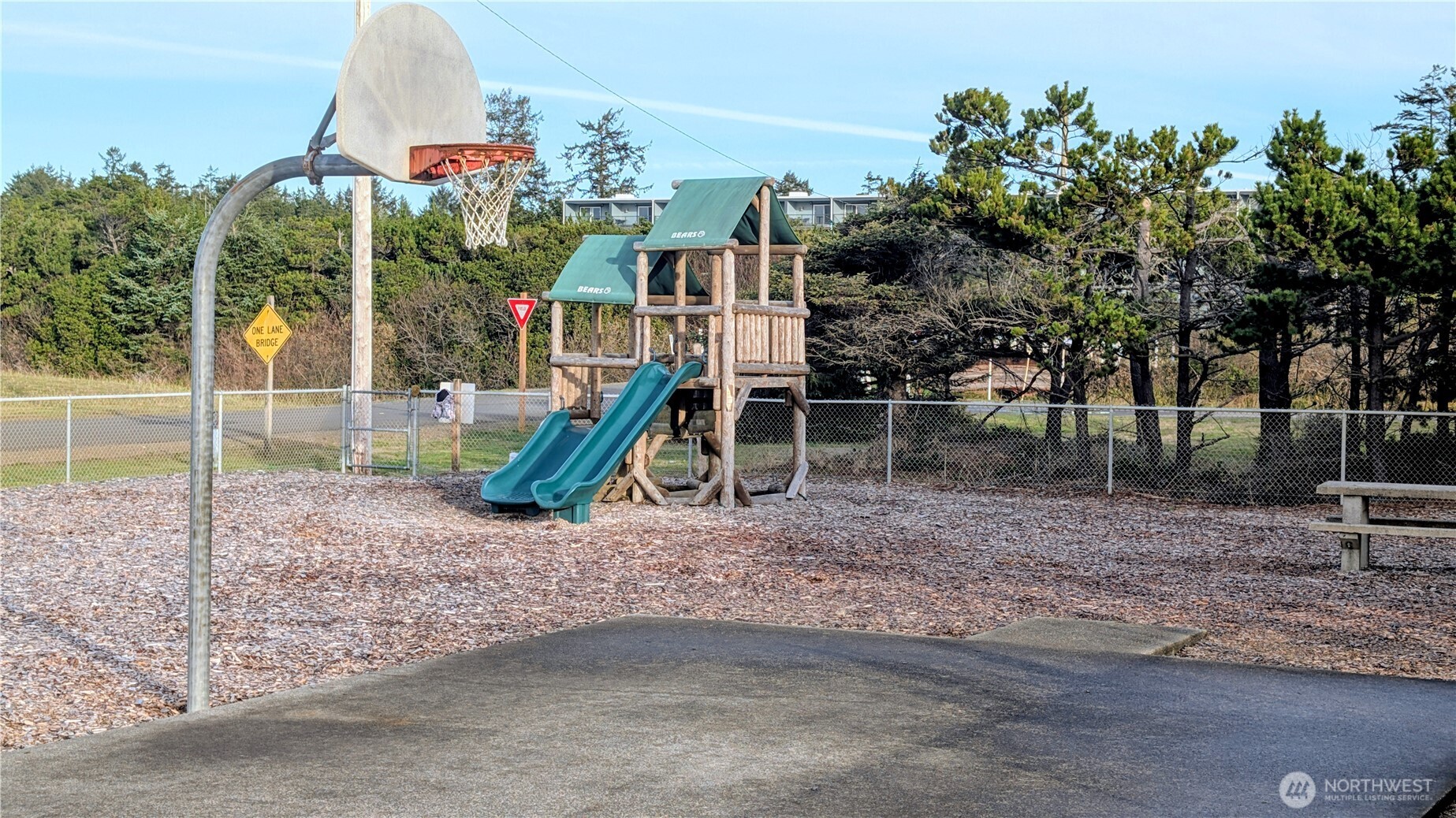 33612 I Street , Ocean Park, WA 98640