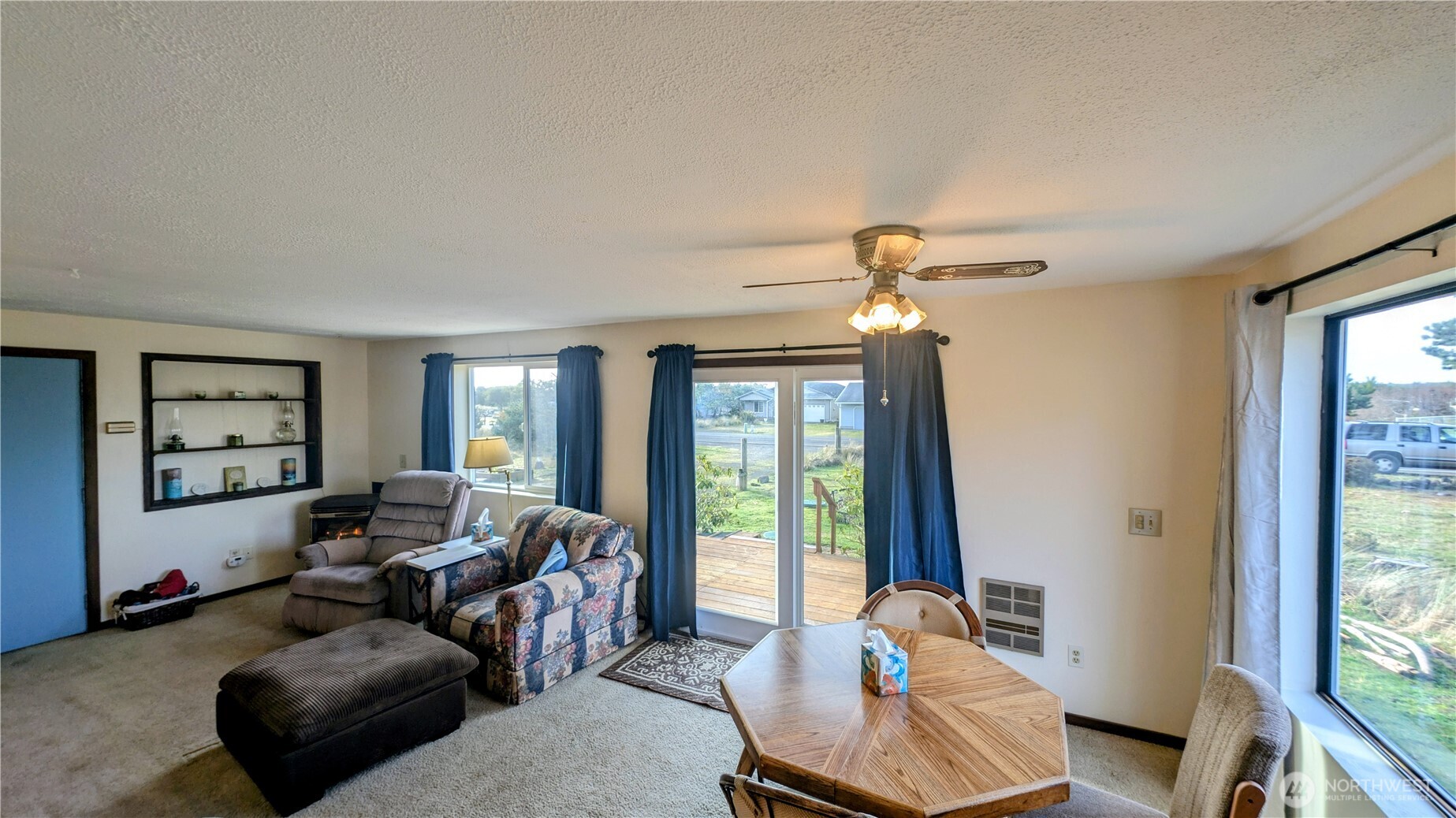 33612 I Street , Ocean Park, WA 98640