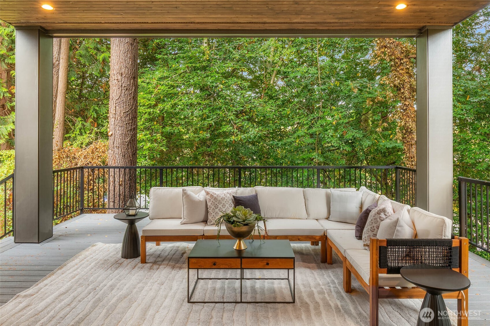 10620 NE 28th Place , Bellevue, WA 98004