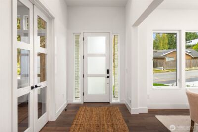 10620 NE 28th Place , Bellevue, WA 98004 - Photo 2