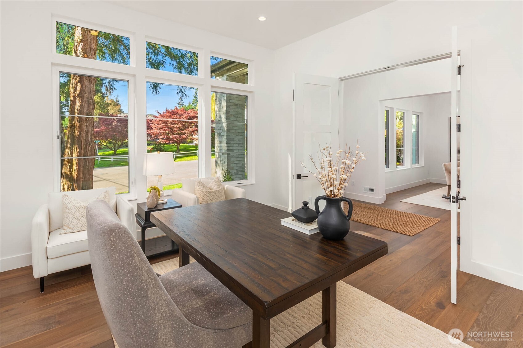 10620 NE 28th Place , Bellevue, WA 98004
