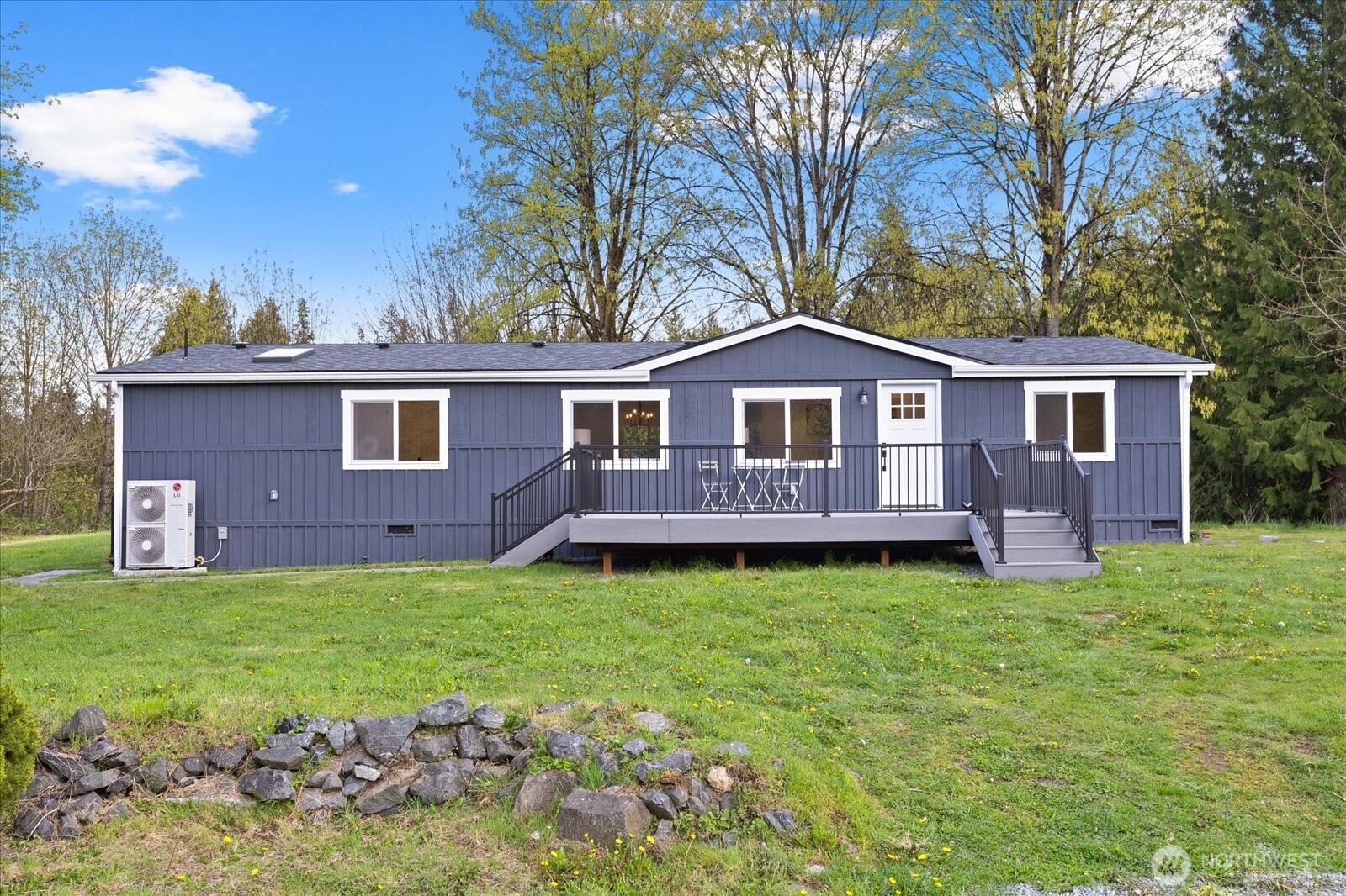 7318 Happy Hollow Road , Stanwood, WA 98292