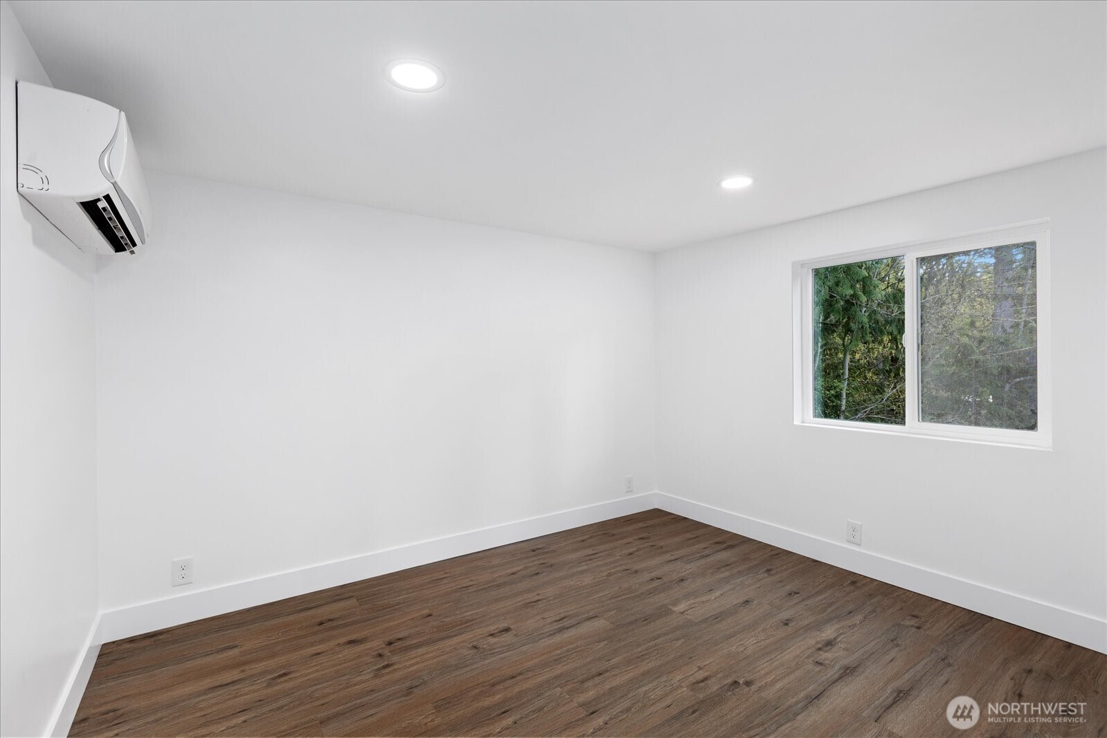 7318 Happy Hollow Road , Stanwood, WA 98292