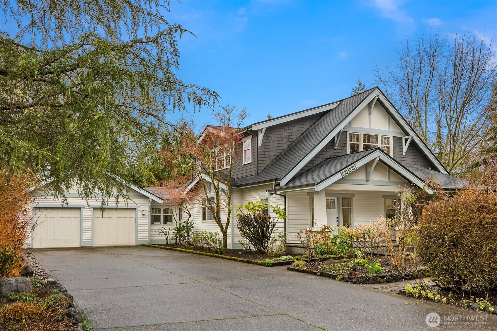 10202 Rodal Court NE, Bainbridge Island, WA 98110