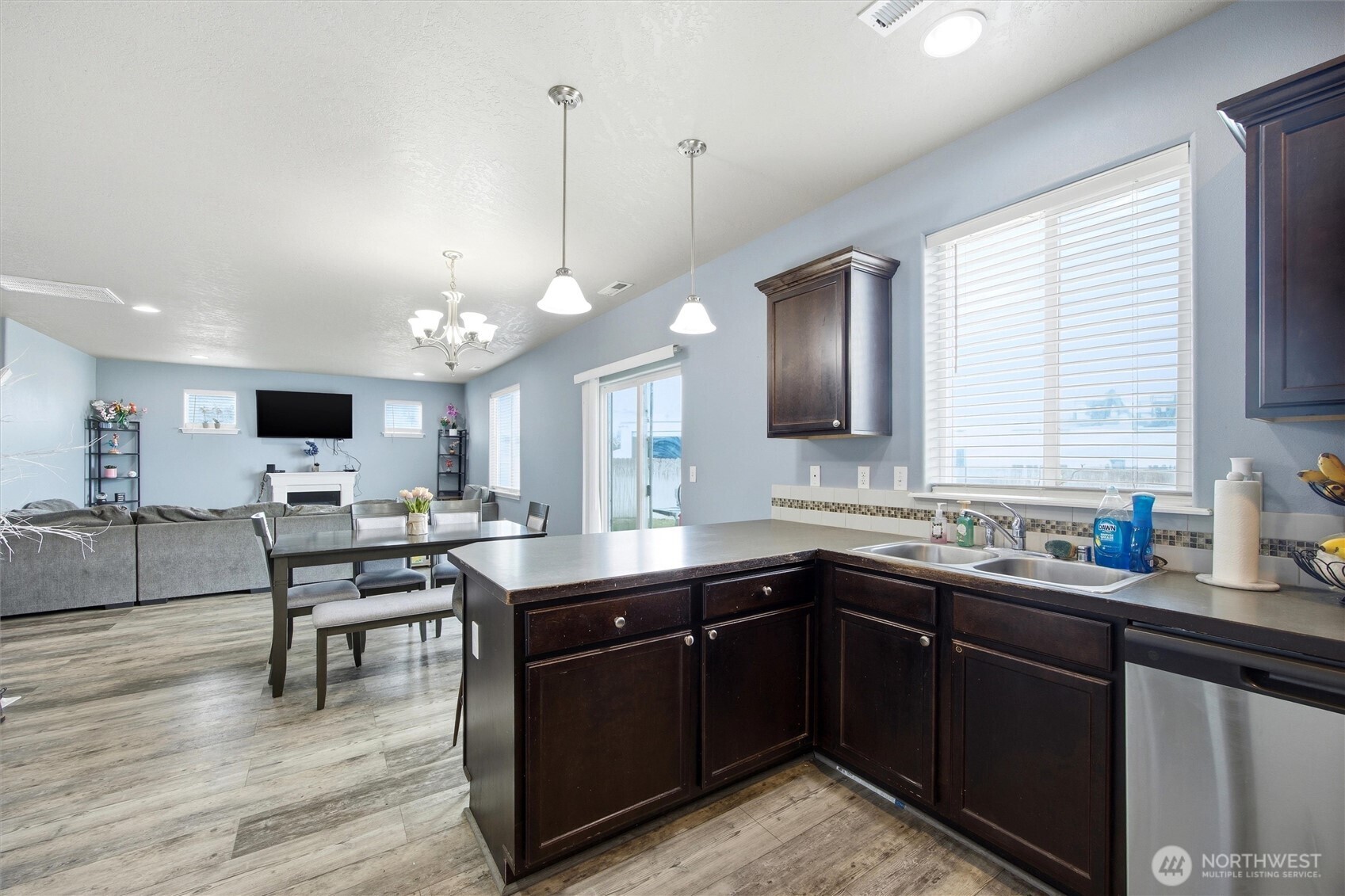 439 S Texas Street , Kennewick, WA 99336