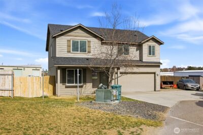 439 S Texas Street , Kennewick, WA 99336 - Photo 2