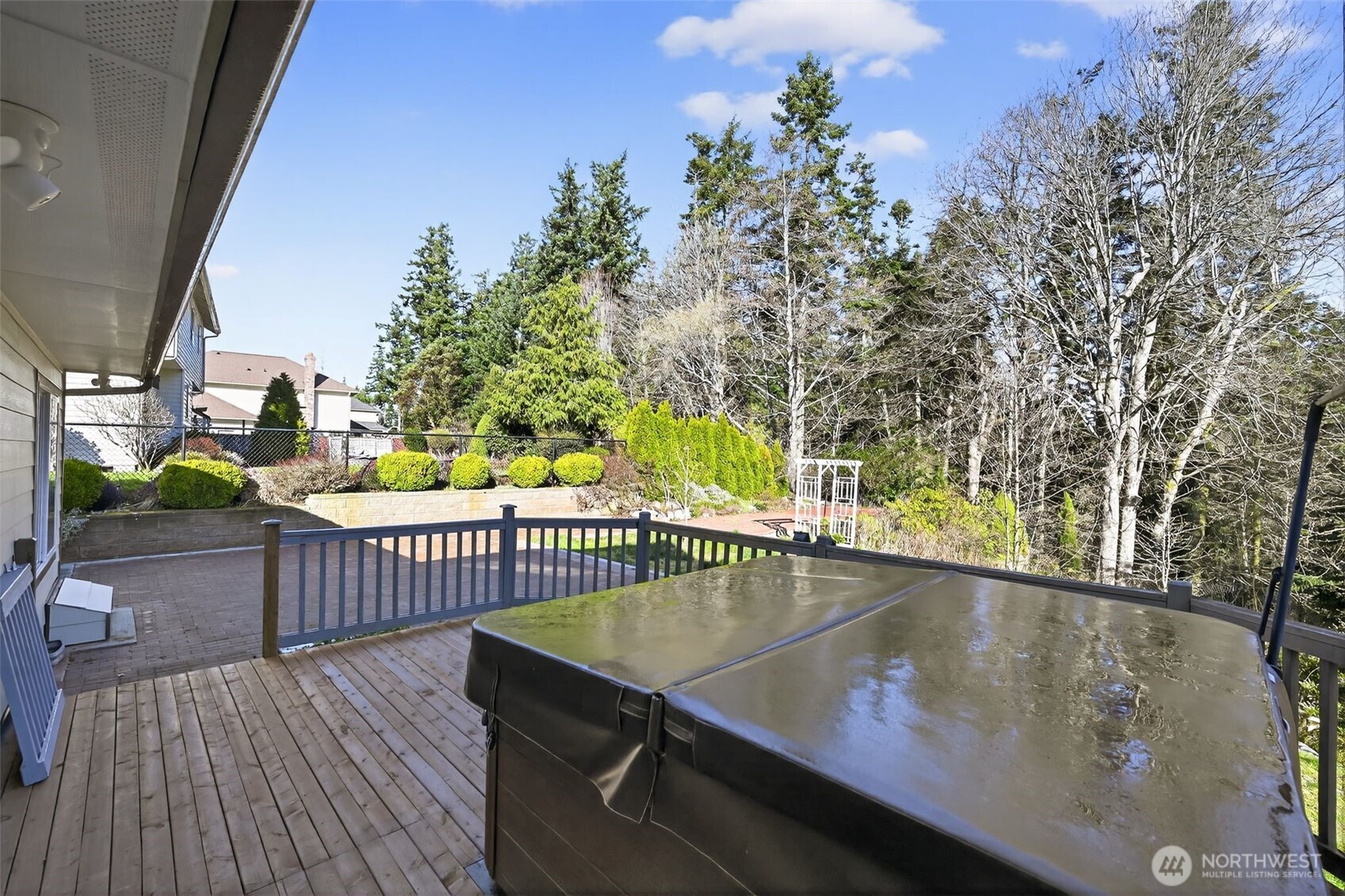 844 Holbeck Drive , Camano Island, WA 98282