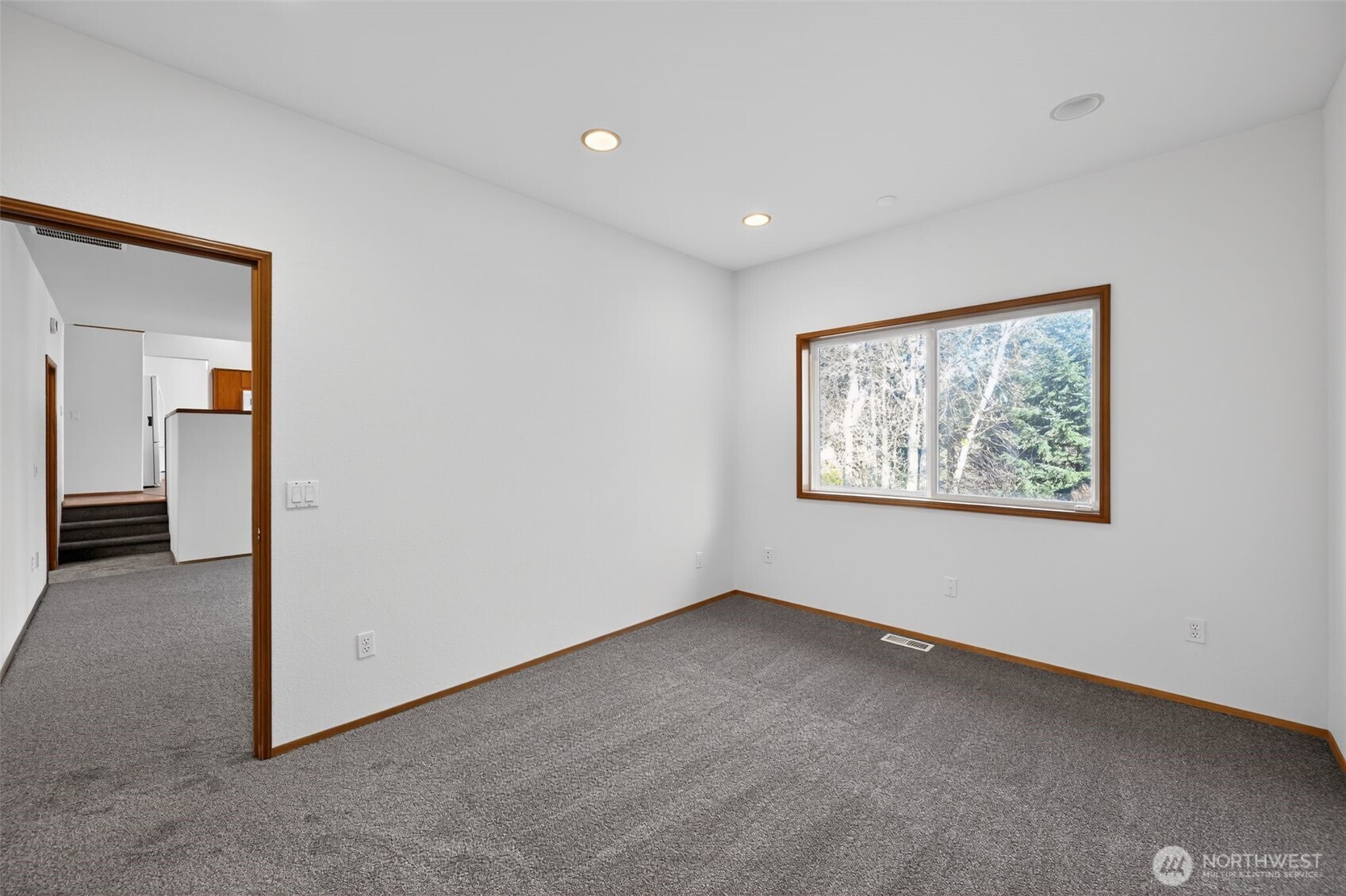 844 Holbeck Drive , Camano Island, WA 98282
