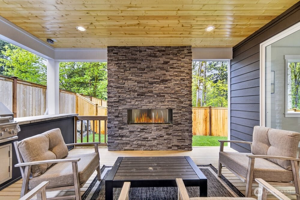 15008 75th Avenue NE, Kenmore, WA 98028