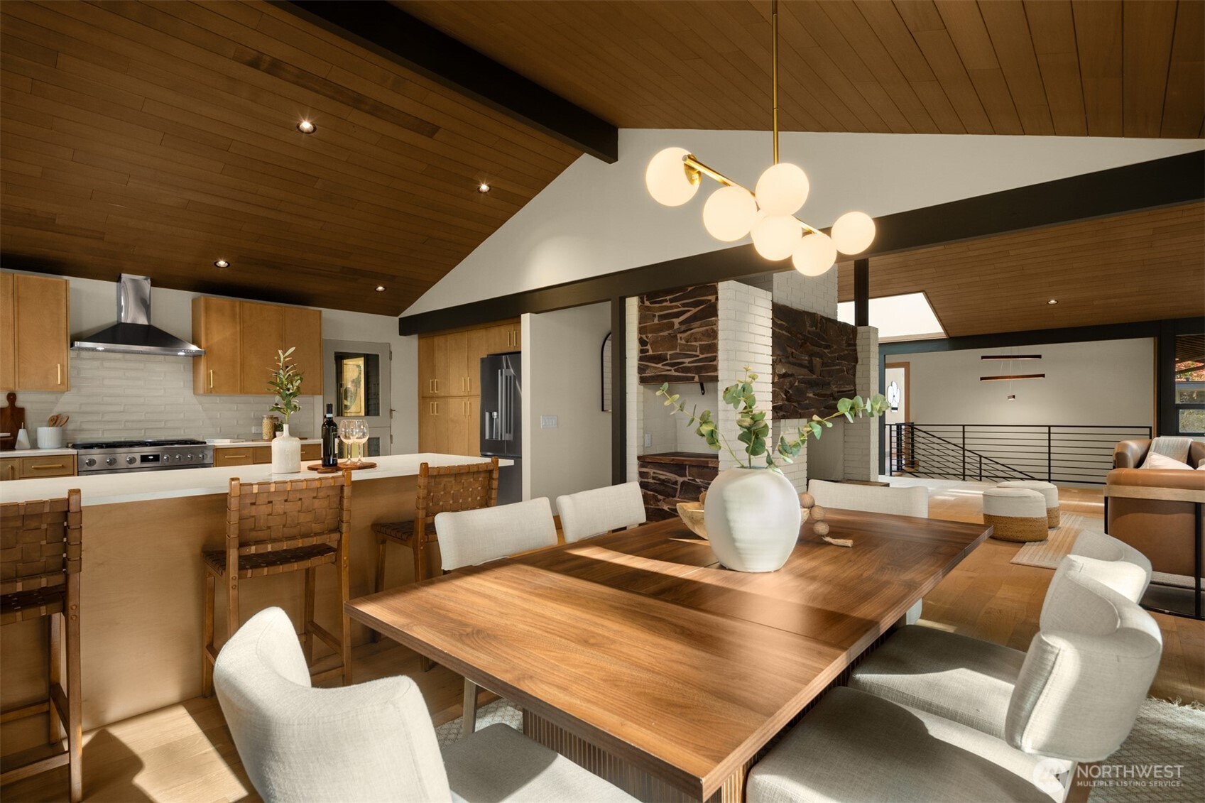 7236 NE 121st Place , Kirkland, WA 98034