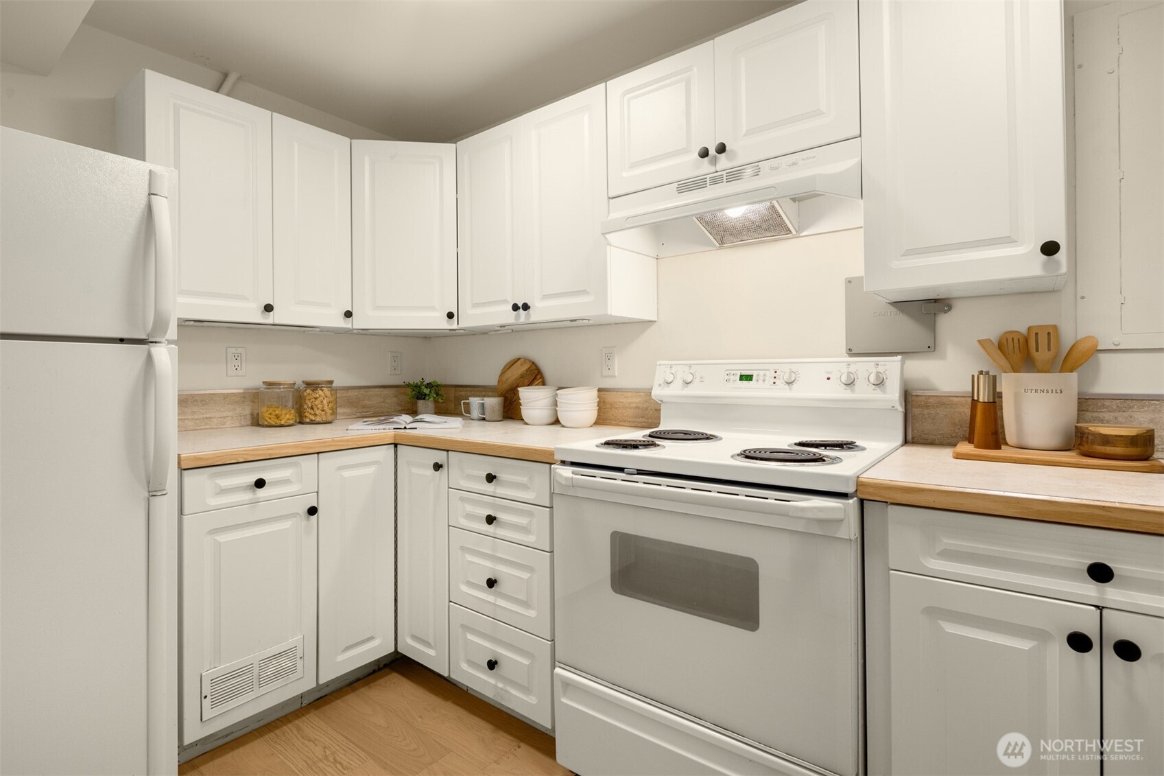 7236 NE 121st Place , Kirkland, WA 98034