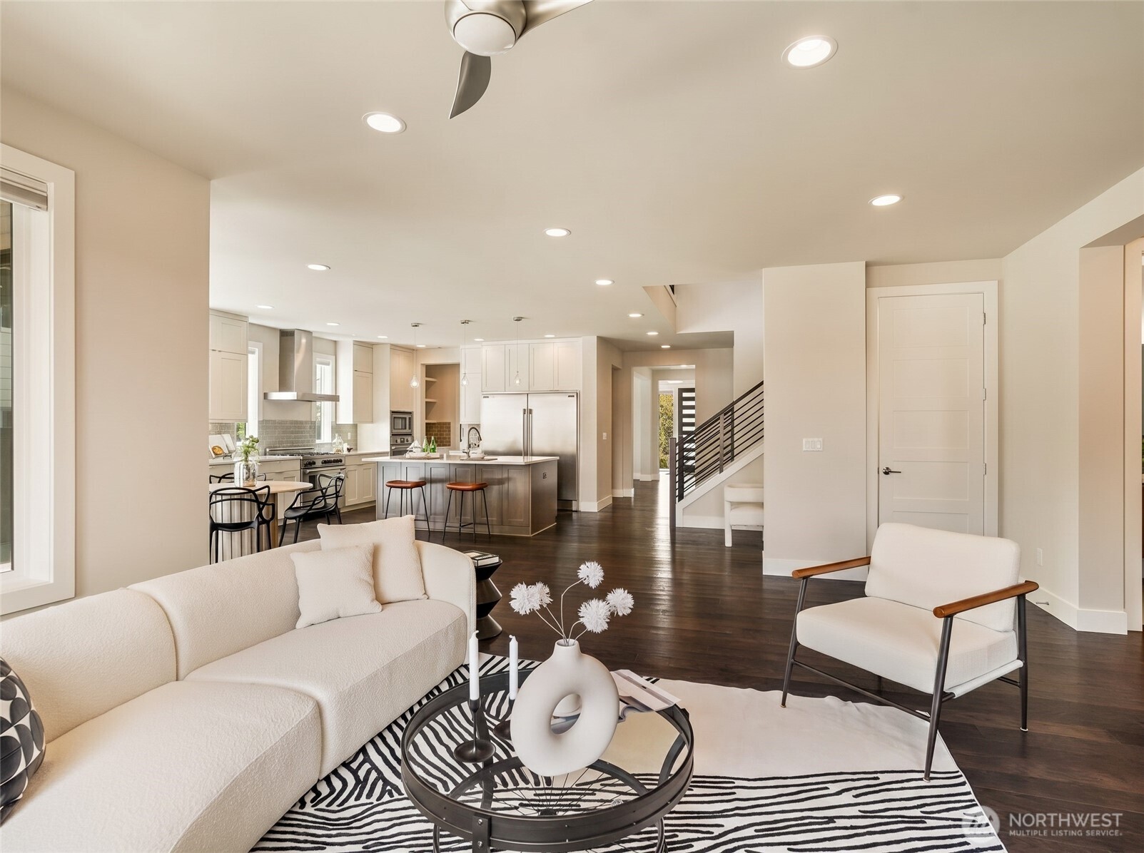 2824 Park Avenue N, Renton, WA 98056