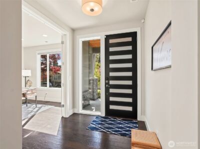 2824 Park Avenue N, Renton, WA 98056 - Photo 2
