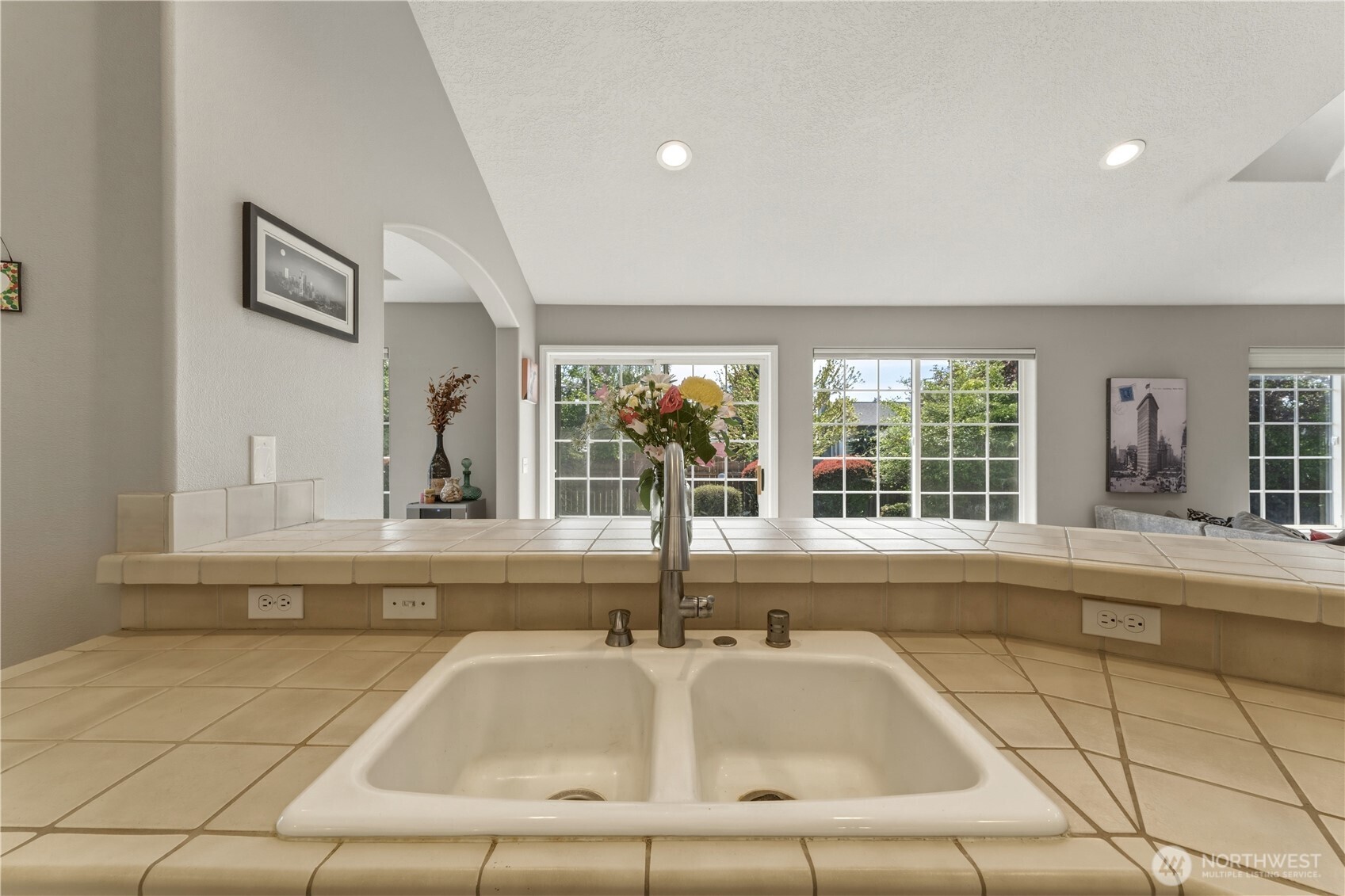 2040 Wallace Street , Walla Walla, WA 99362