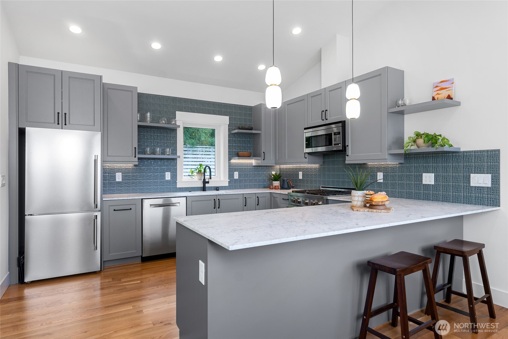 2708 1st Avenue W, Seattle, WA 98119