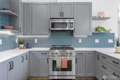 2708 1st Avenue W, Seattle, WA 98119 - Photo 15