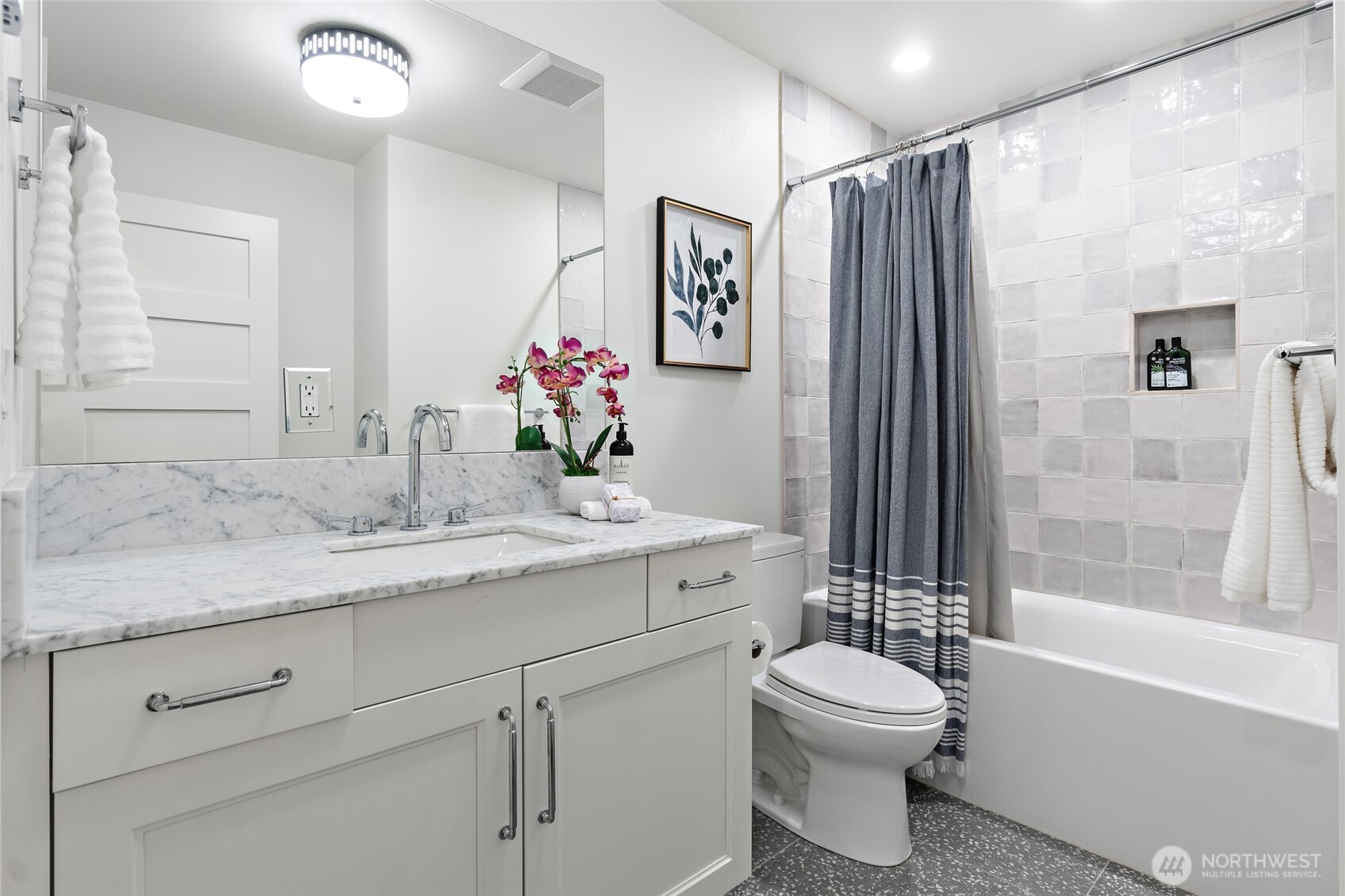 2708 1st Avenue W, Seattle, WA 98119