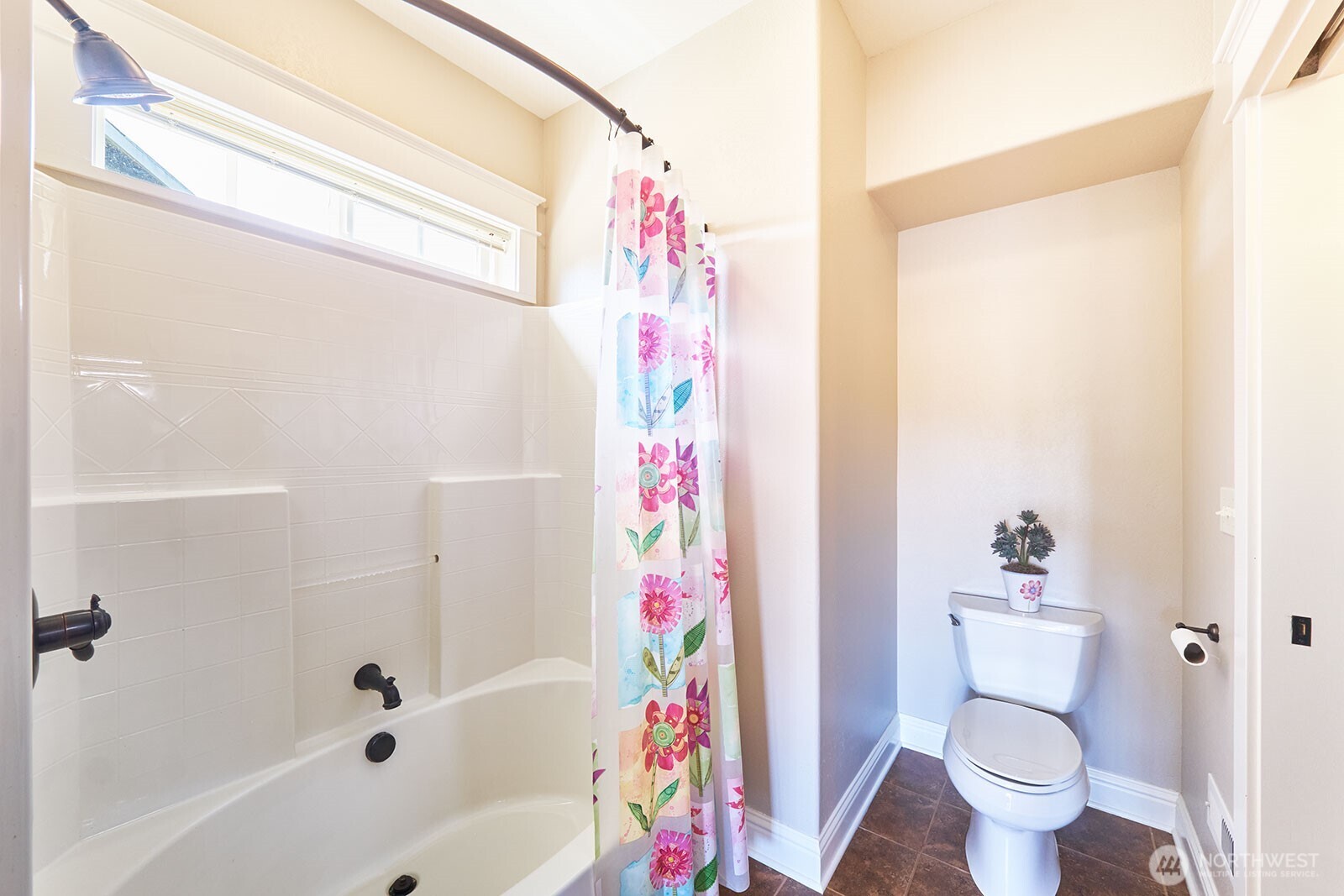 205 26th Street NW, Long Beach, WA 98631