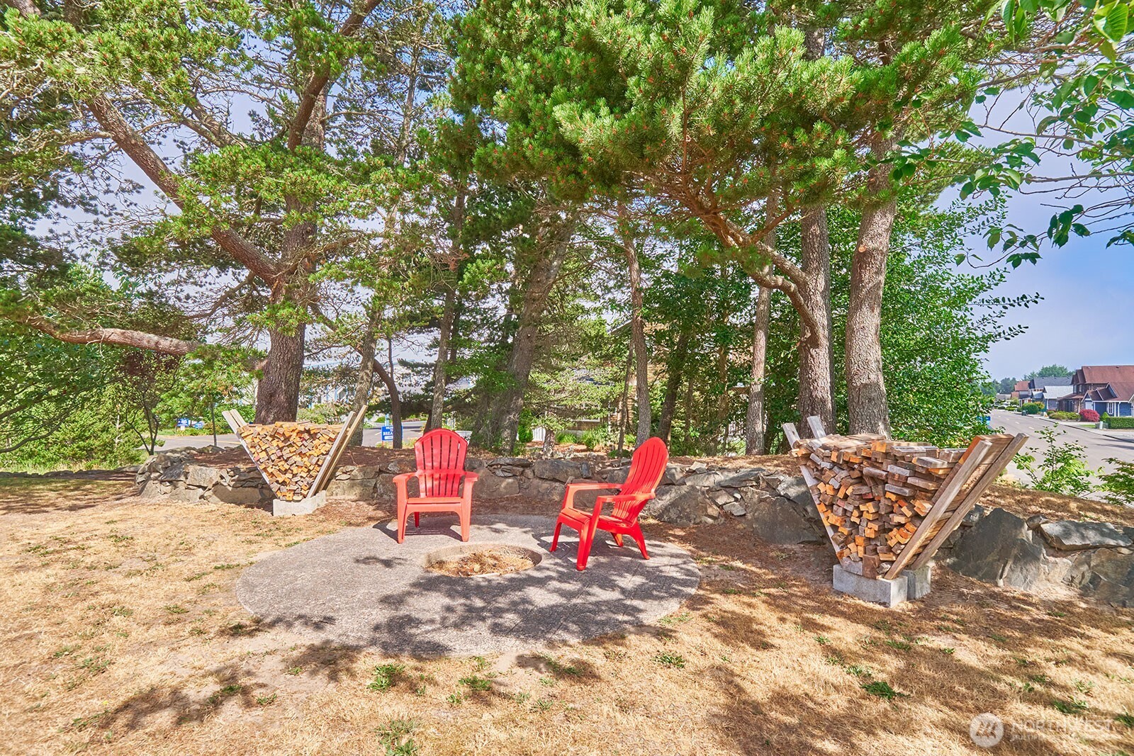 205 26th Street NW, Long Beach, WA 98631