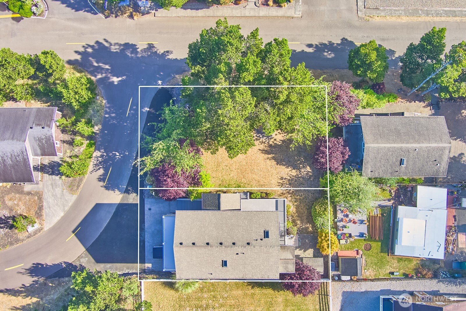 205 26th Street NW, Long Beach, WA 98631