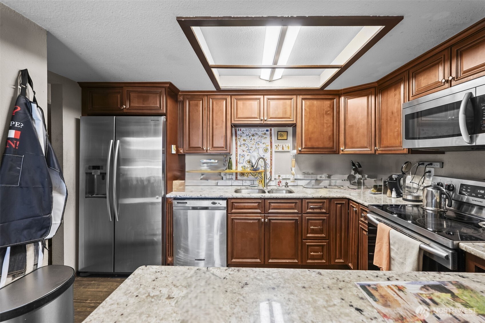 296 298 North Shore Boulevard , Fox Island, WA 98333