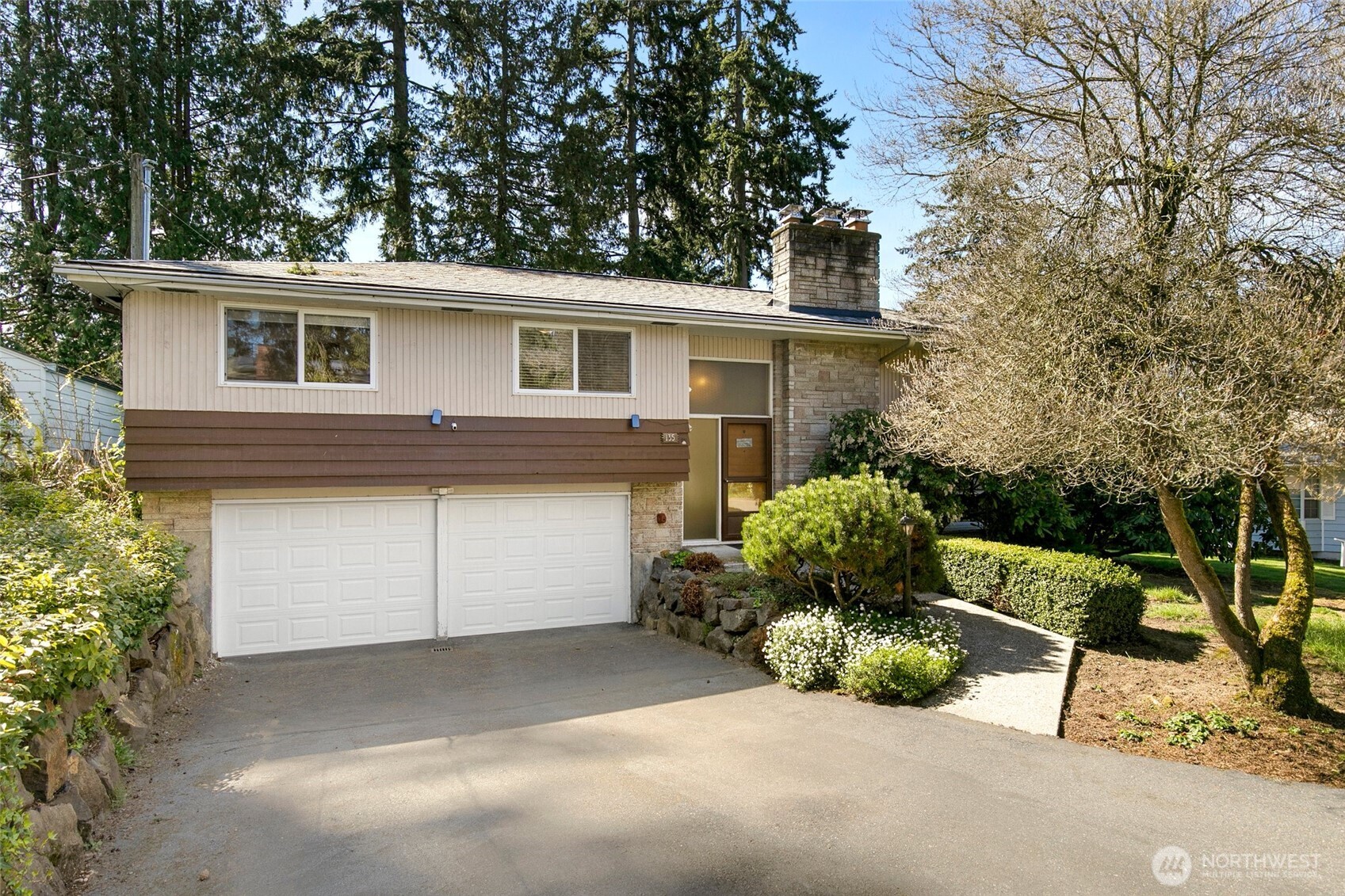 135 NW 181st Street , Shoreline, WA 98177