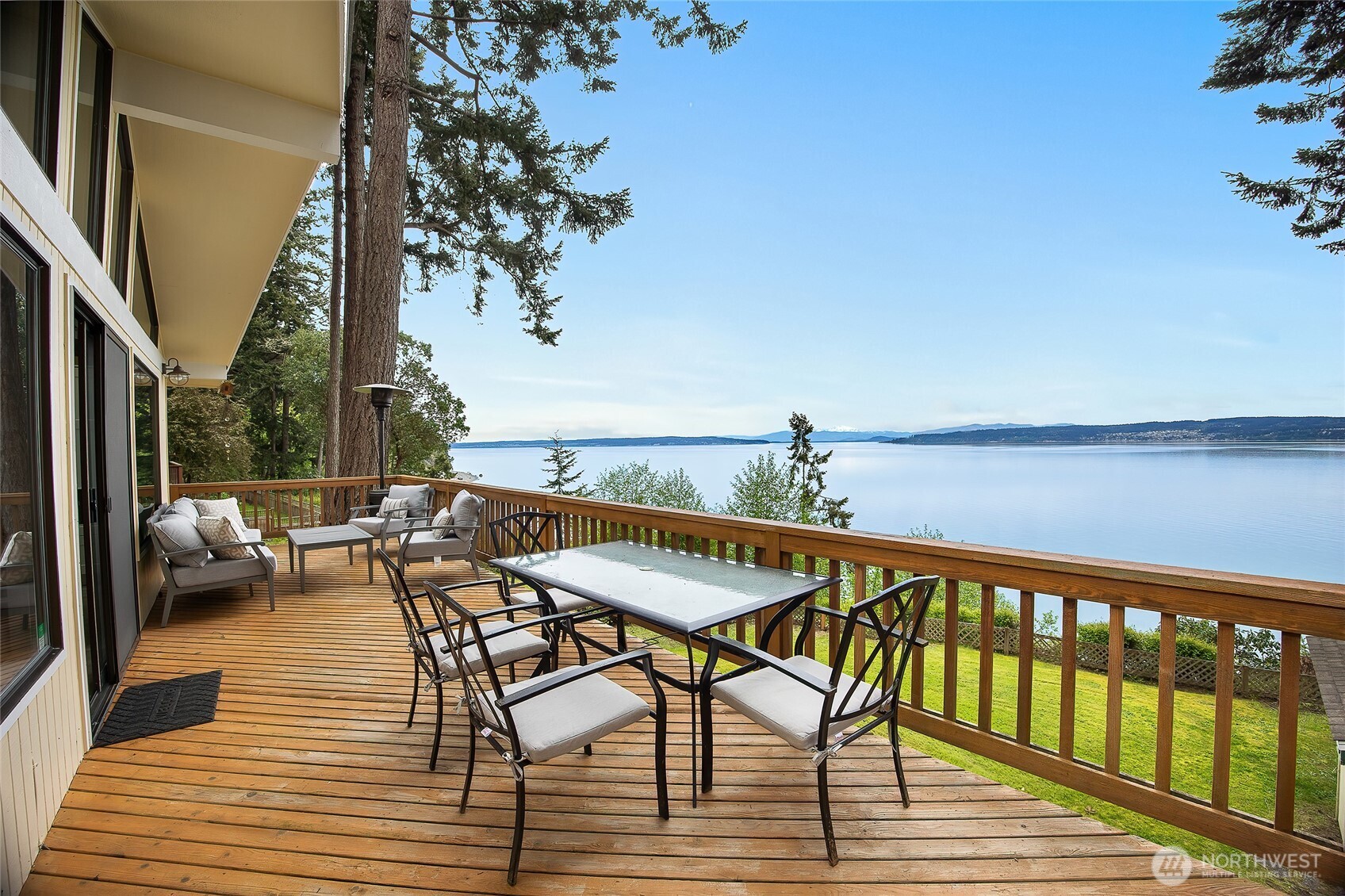 285 Harrington , Coupeville, WA 98239