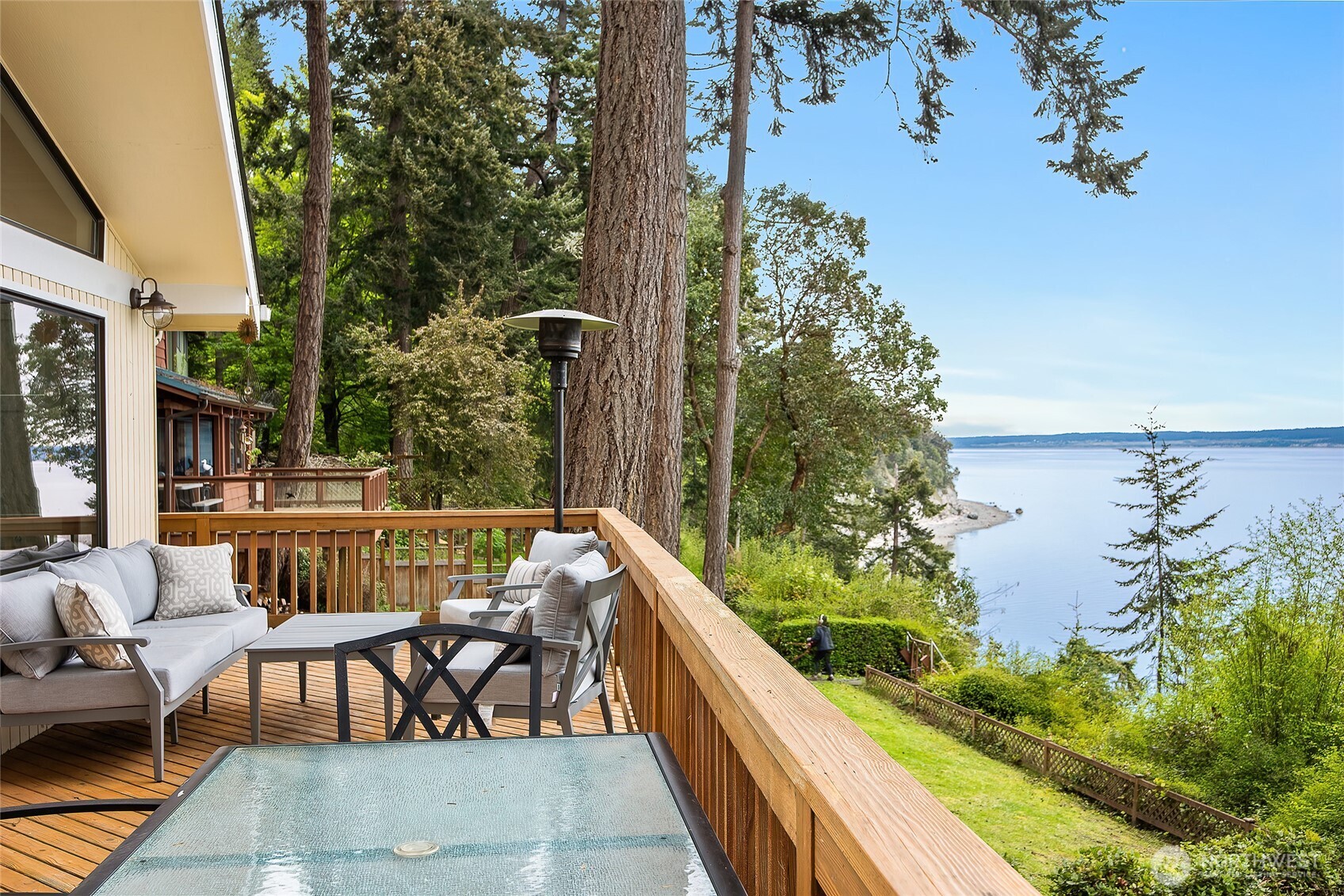 285 Harrington , Coupeville, WA 98239