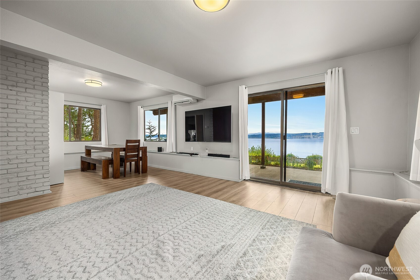285 Harrington , Coupeville, WA 98239
