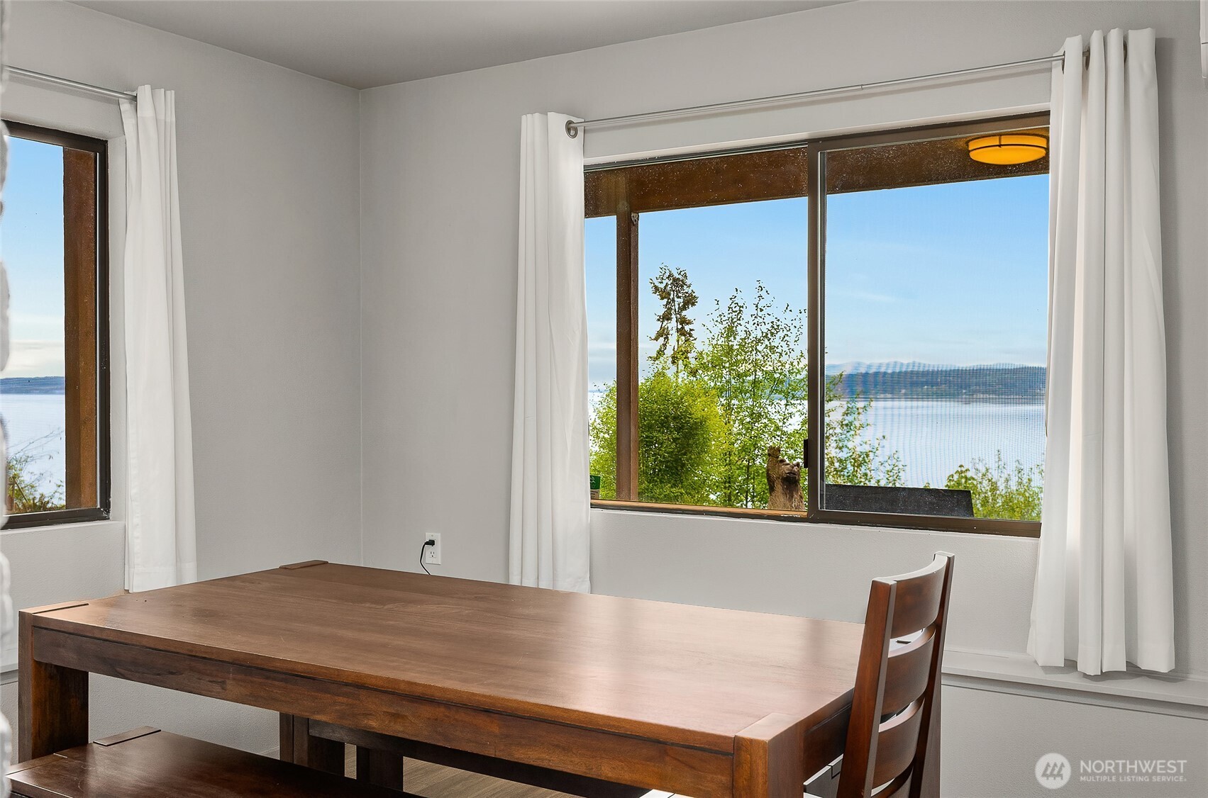 285 Harrington , Coupeville, WA 98239
