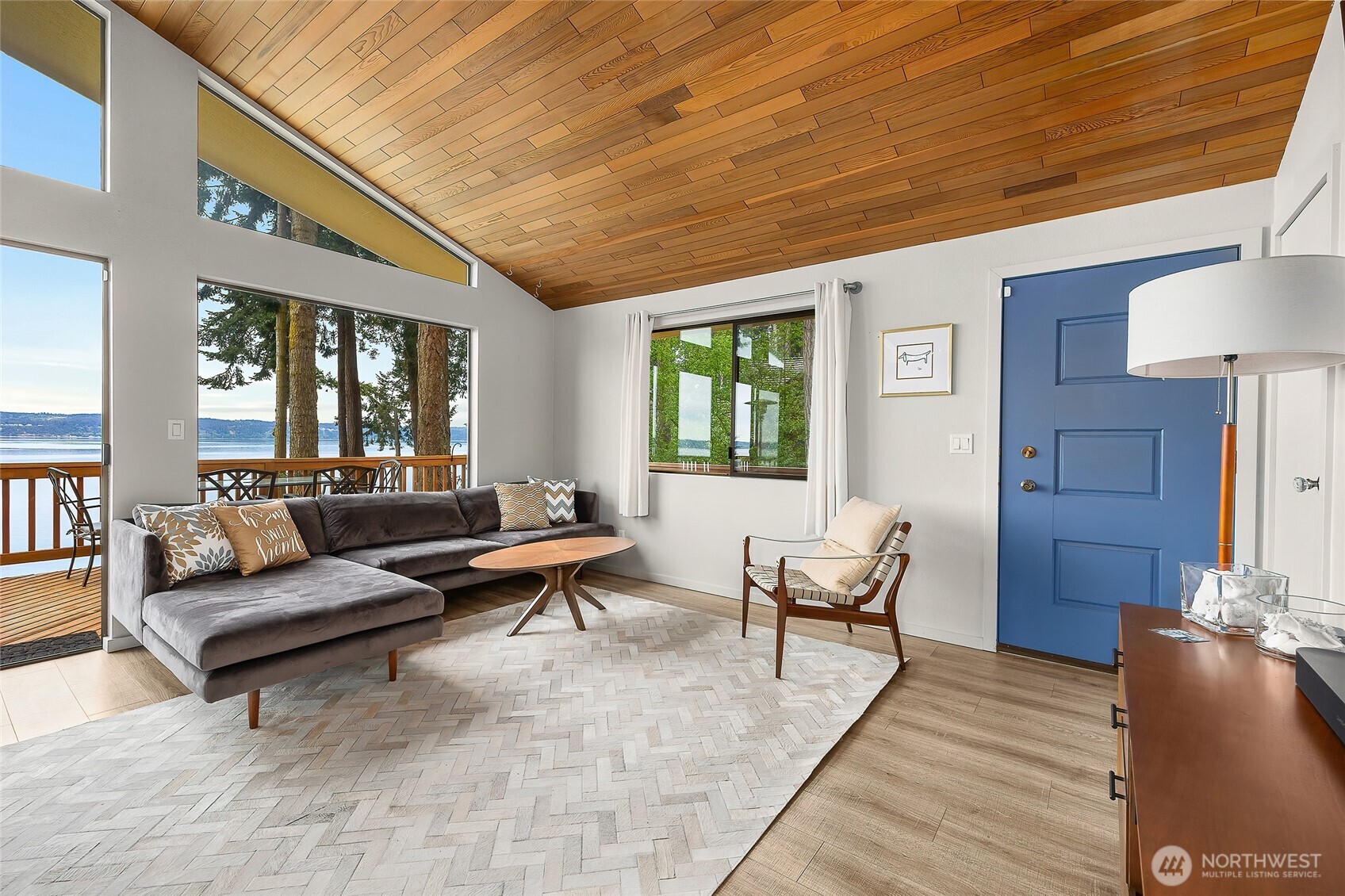285 Harrington , Coupeville, WA 98239