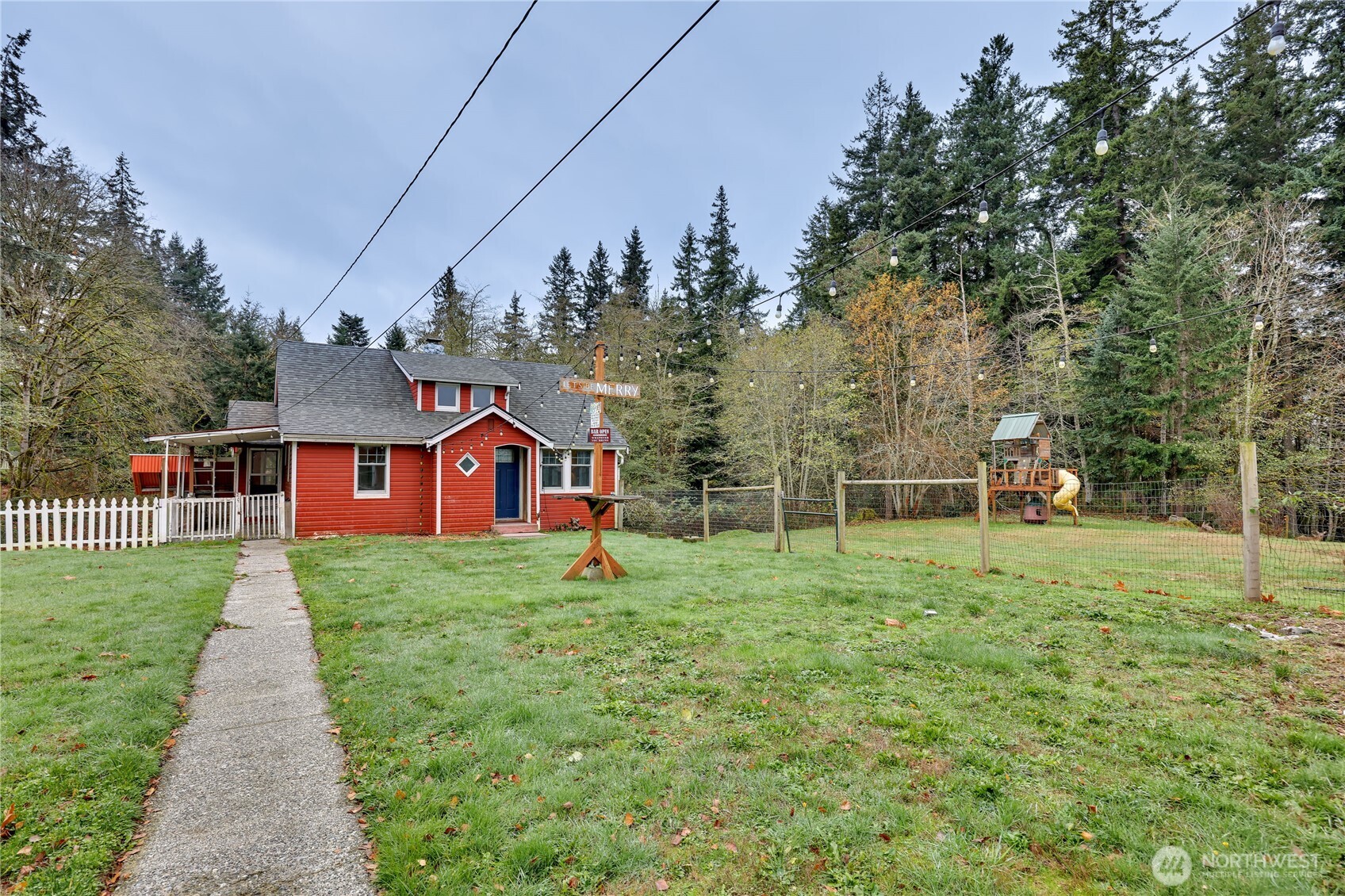 2821 NW Costa Vida Way , Poulsbo, WA 98370