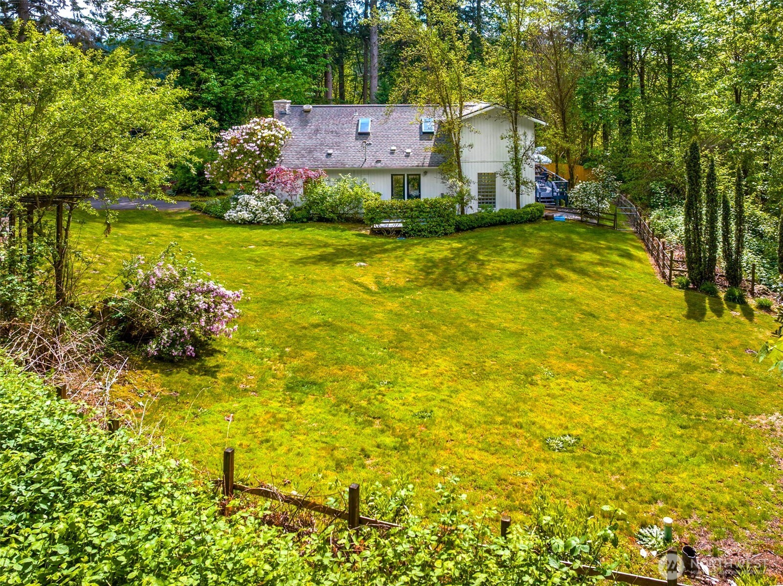 15715 249 Avenue SE, Issaquah, WA 98027