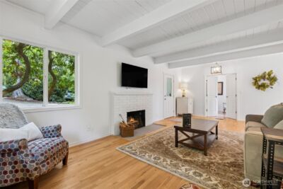 15715 249 Avenue SE, Issaquah, WA 98027 - Photo 5