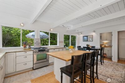 15715 249 Avenue SE, Issaquah, WA 98027 - Photo 10